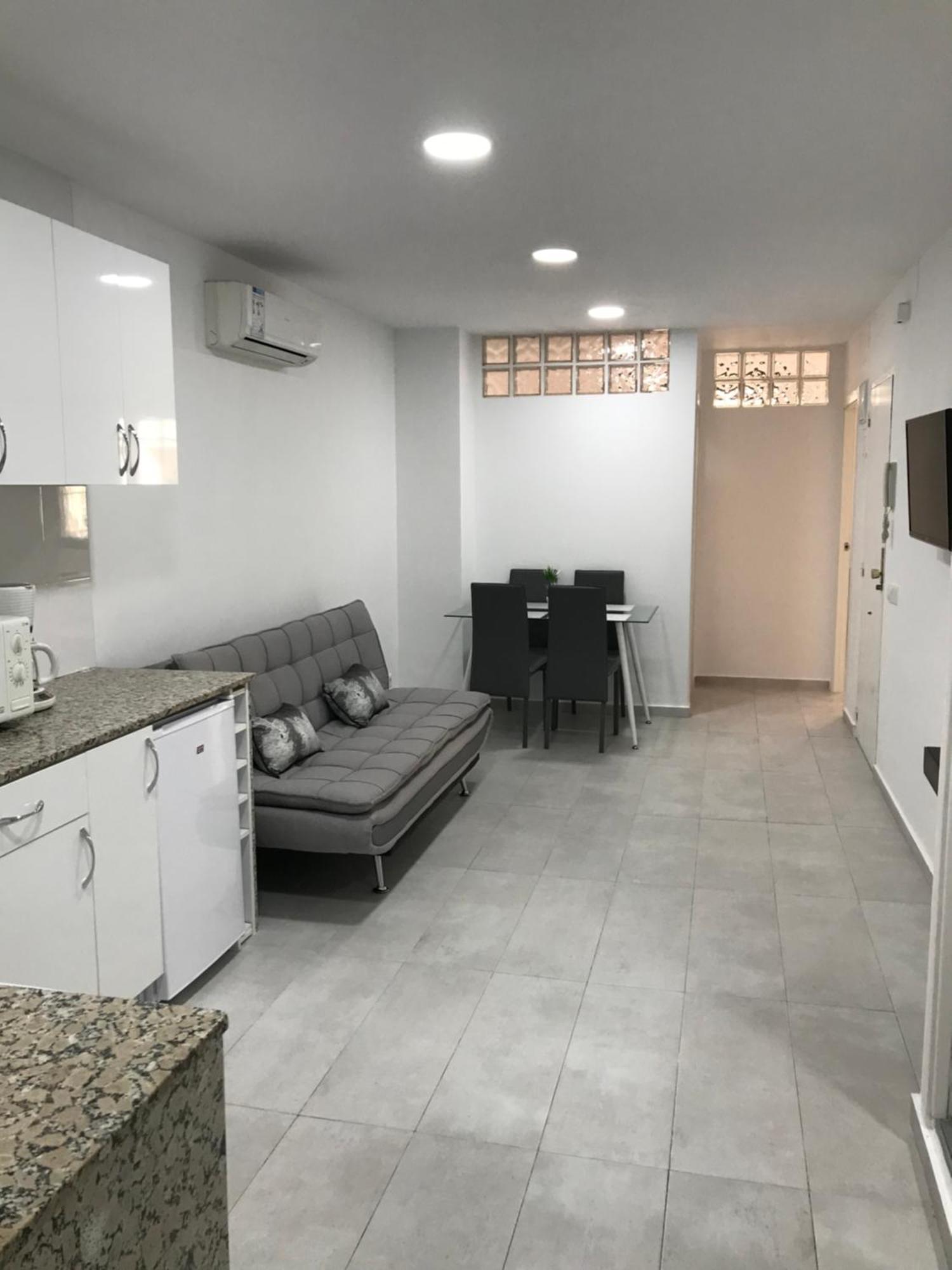 15 Rafael Altamira Apartmento 2 Minutes From Sea Аликанте Екстериор снимка